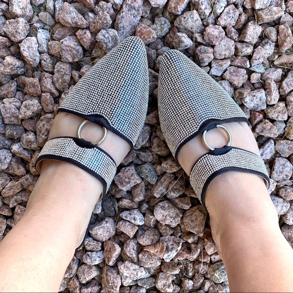 NIB Bling Rhinestone Sparkly Ring Mules Flats - Picture 2 of 10